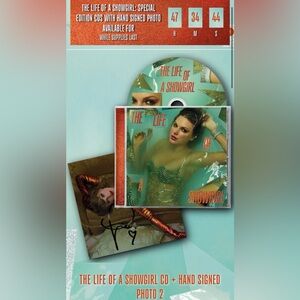 SIGNED TAYLOR SWIFT The Life of a Showgirl CD LIMITED EDITION PHOTO 2